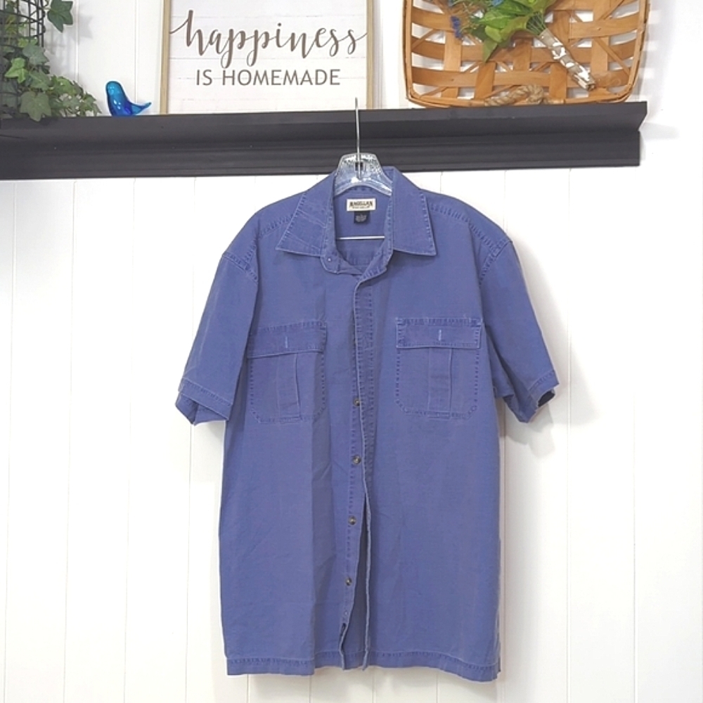 ❤️5/$25   Magellan Outdoors Light Blue Denim Button Down with Pockets